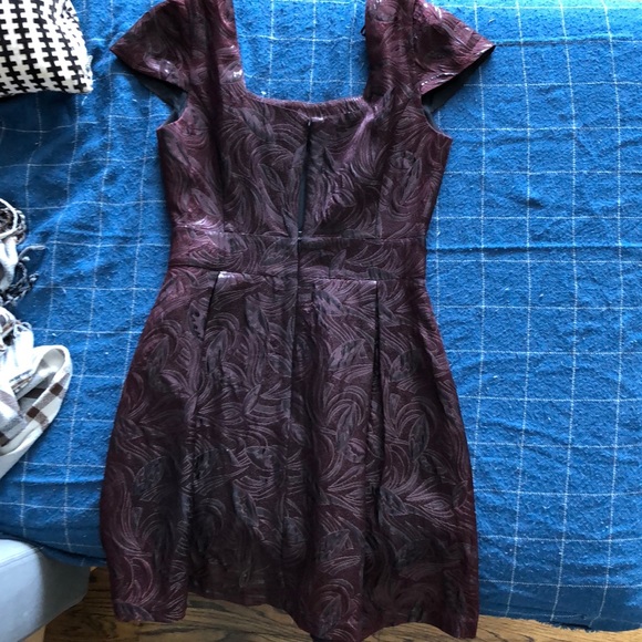 BCBGenration - Picture 4 of 4